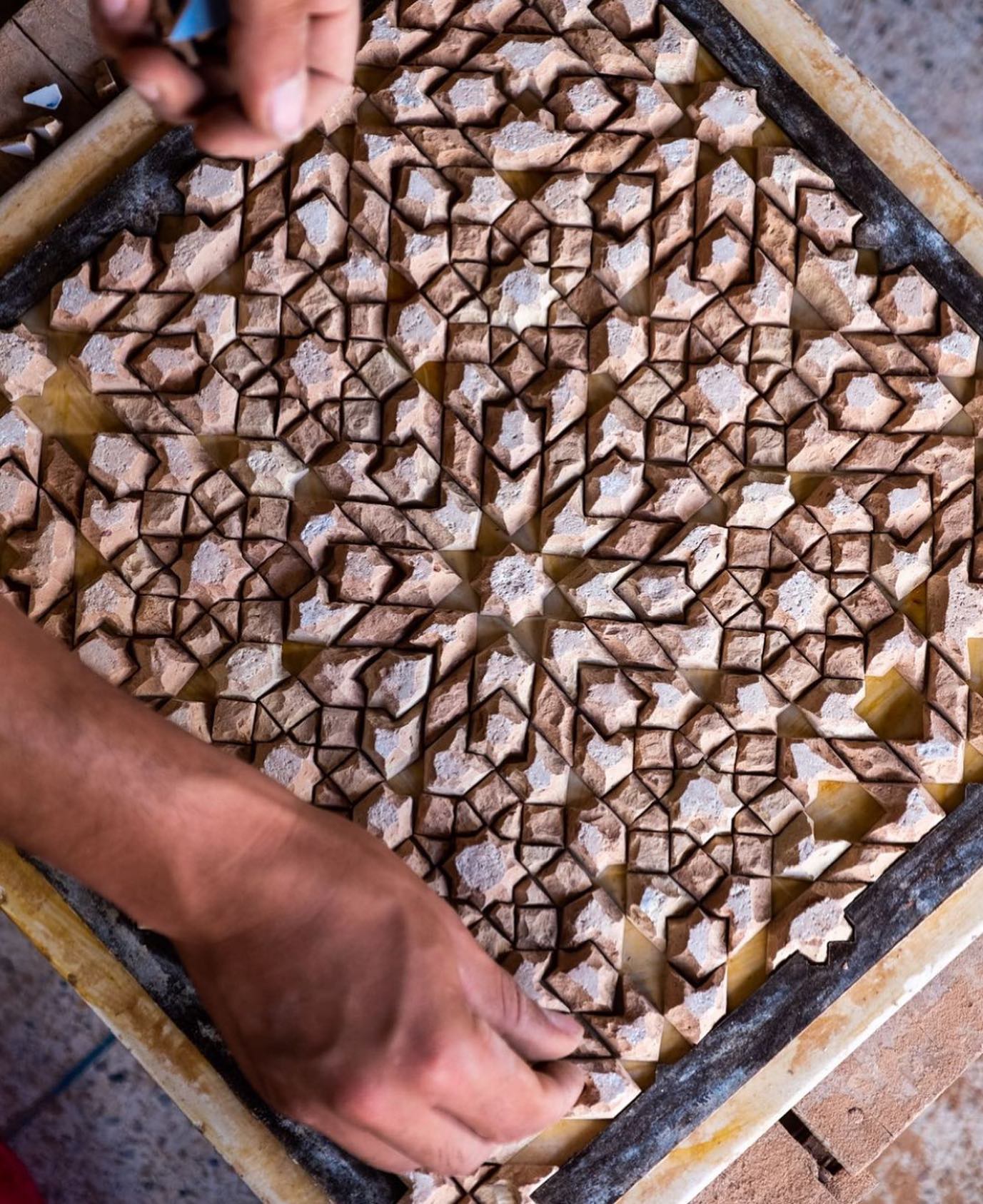 Load video: Moorish Tiles workshop